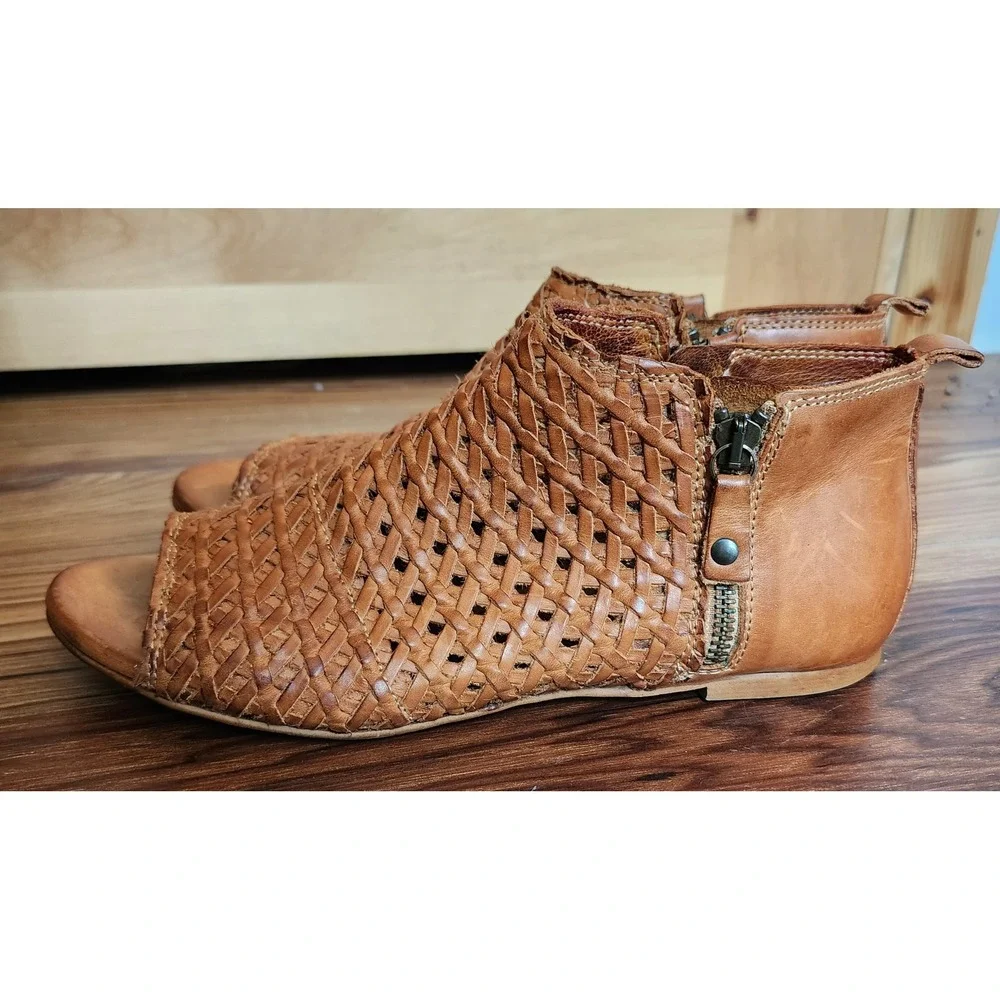 Sundance us brown